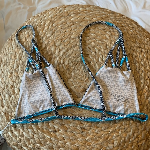 Acacia Swimwear NWT Santorini Top in Large - Picture 3 of 3